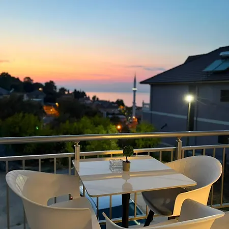 Affittacamere Lakeview *