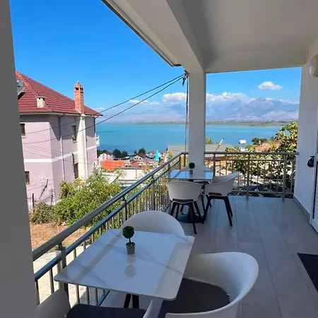 Affittacamere Lakeview *
